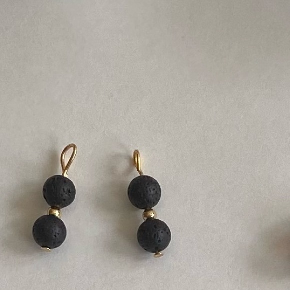 18K Gold Plate Black Lava Beaded Charms - Picture 1 of 2
